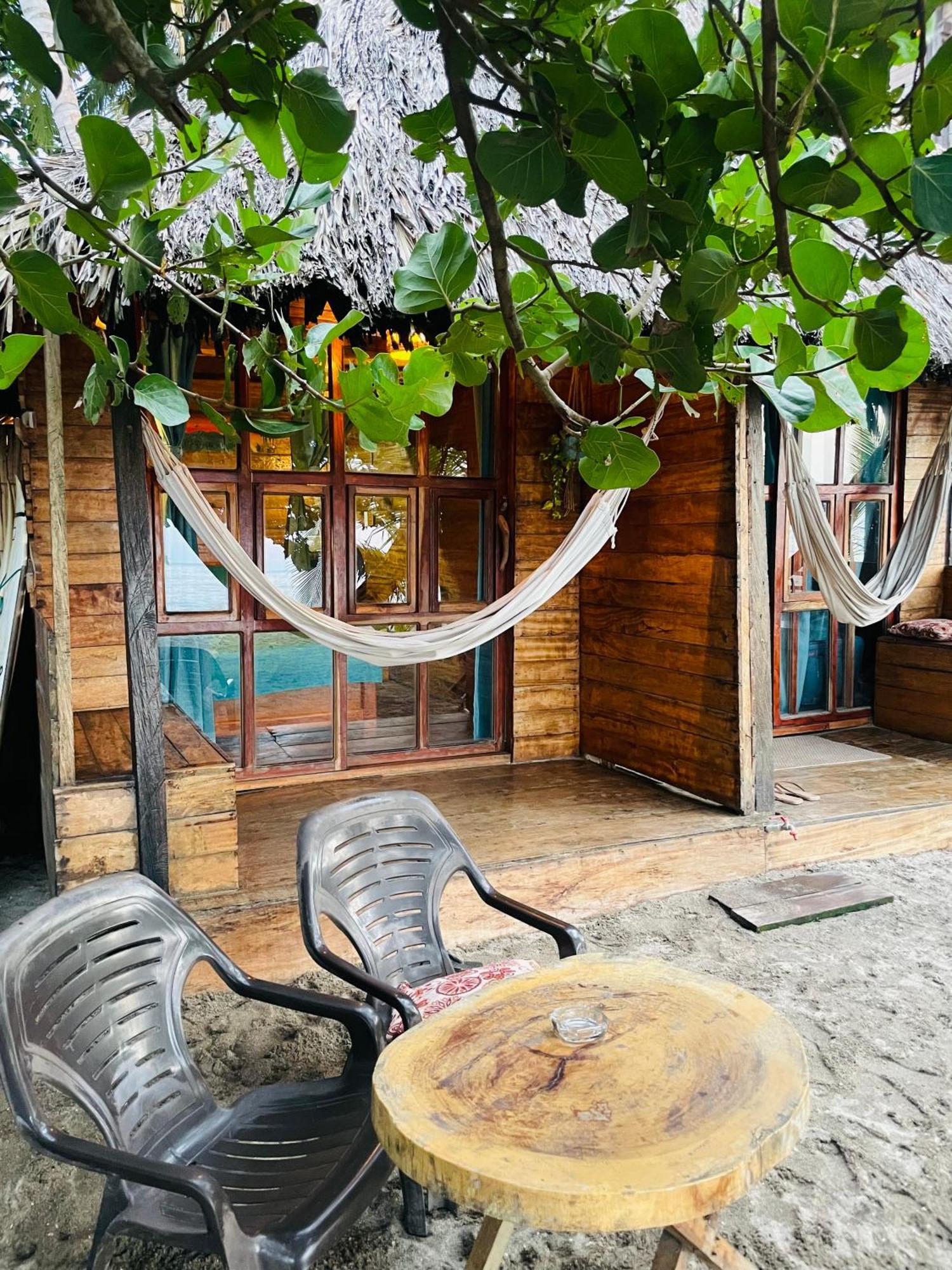Chill And Surf Mendihuaca Hotel Guachaca ภายนอก รูปภาพ