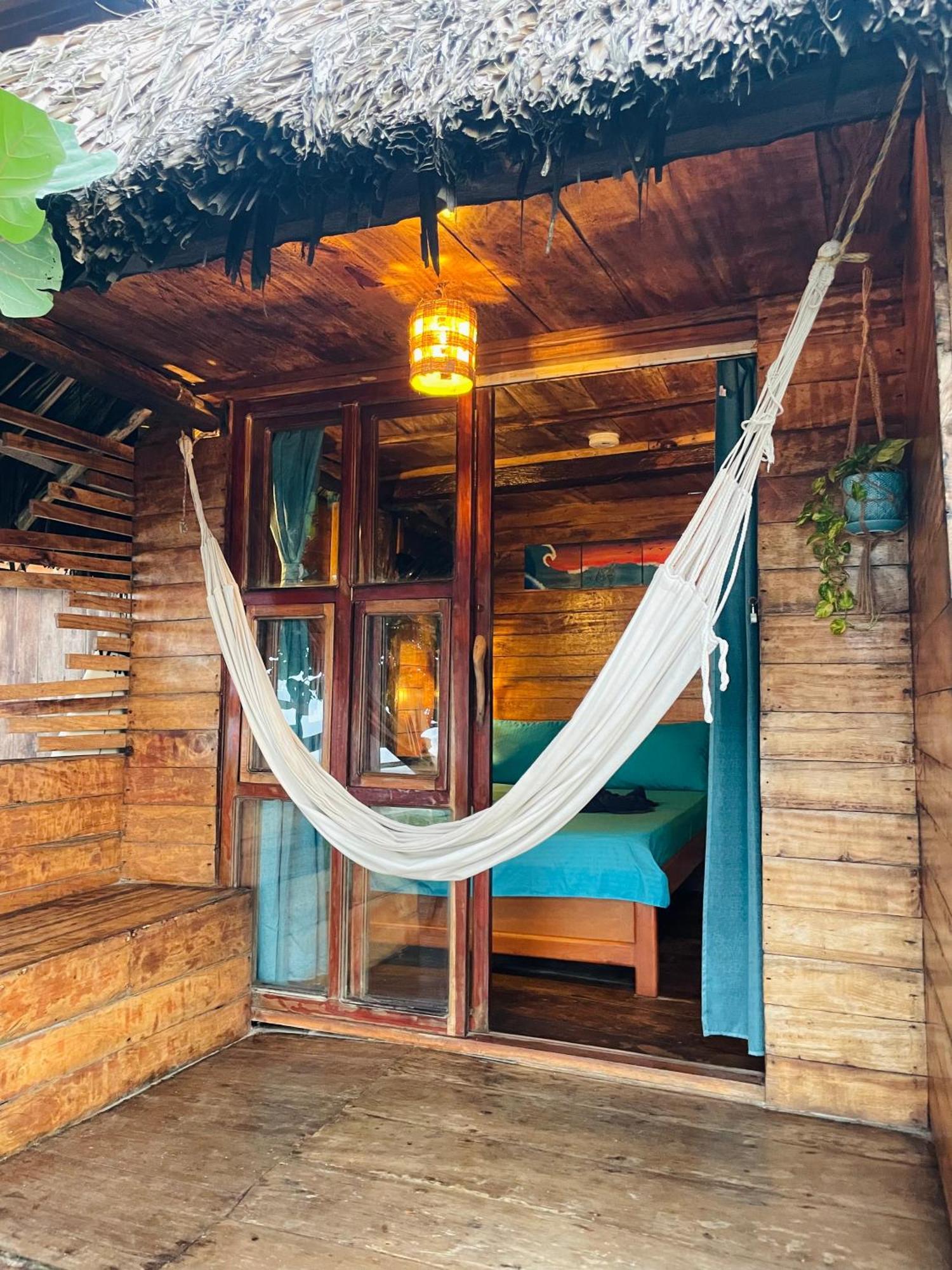 Chill And Surf Mendihuaca Hotel Guachaca ภายนอก รูปภาพ